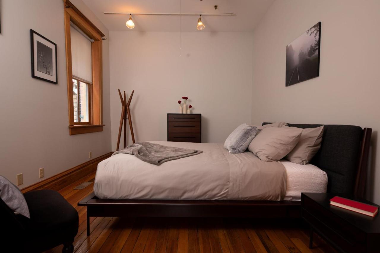 غالينا Riverboat Suites المظهر الخارجي الصورة