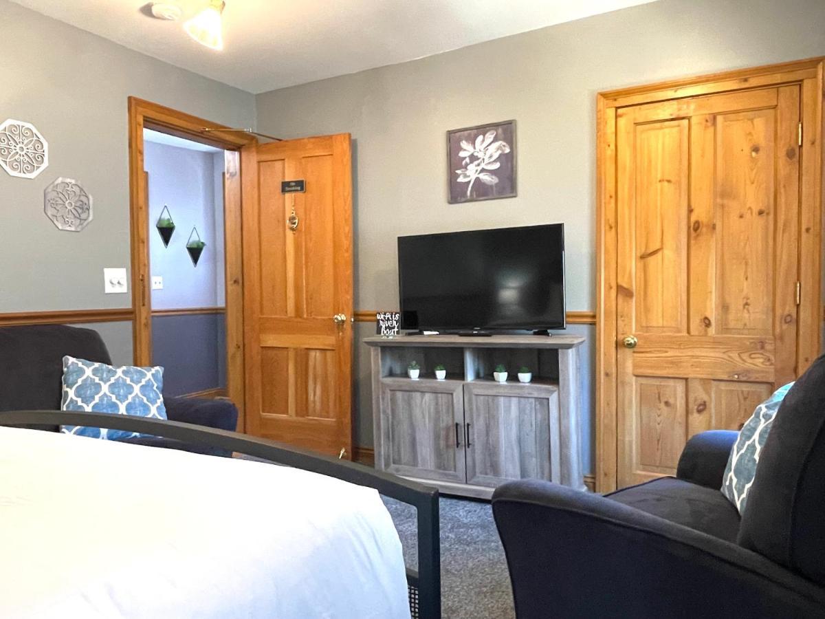 غالينا Riverboat Suites المظهر الخارجي الصورة